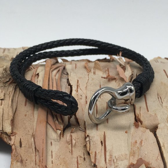 Black Leather Woven Bracelet with Silver Loop Clasp - Picture 4 of 4